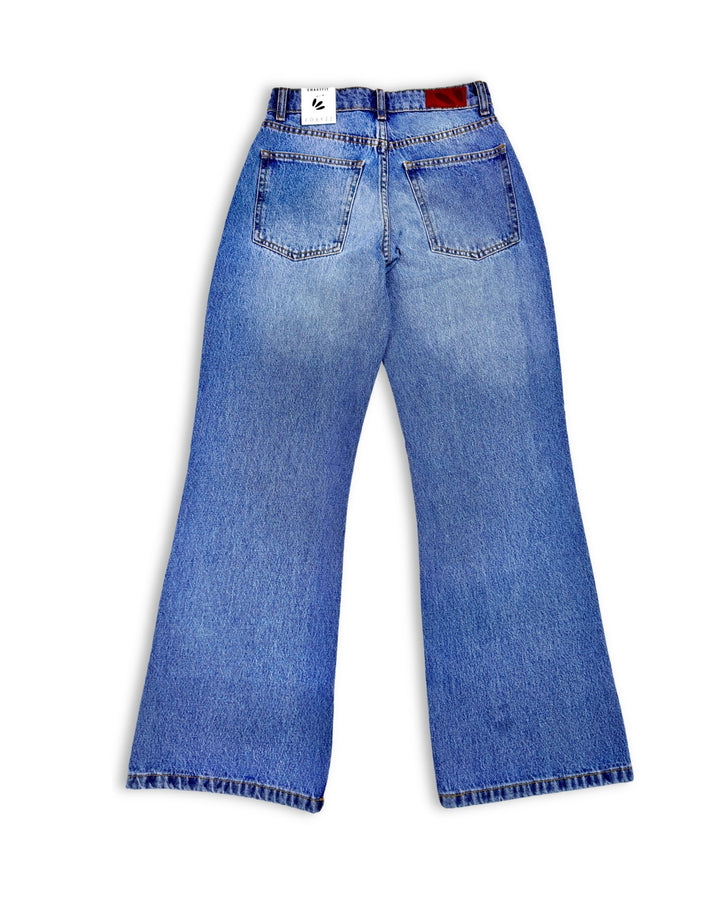 Flare Leg Light Blue Jeans - Women - Foxyzz Apparel