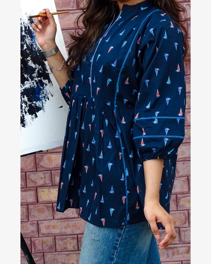 FLT - 0091 - Saling Dreams Top - Foxyzz Apparel