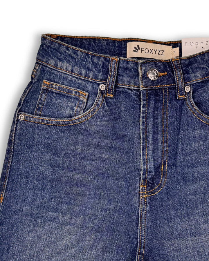 Straight Leg Dark Tint Olive Jeans - Women - Foxyzz Apparel
